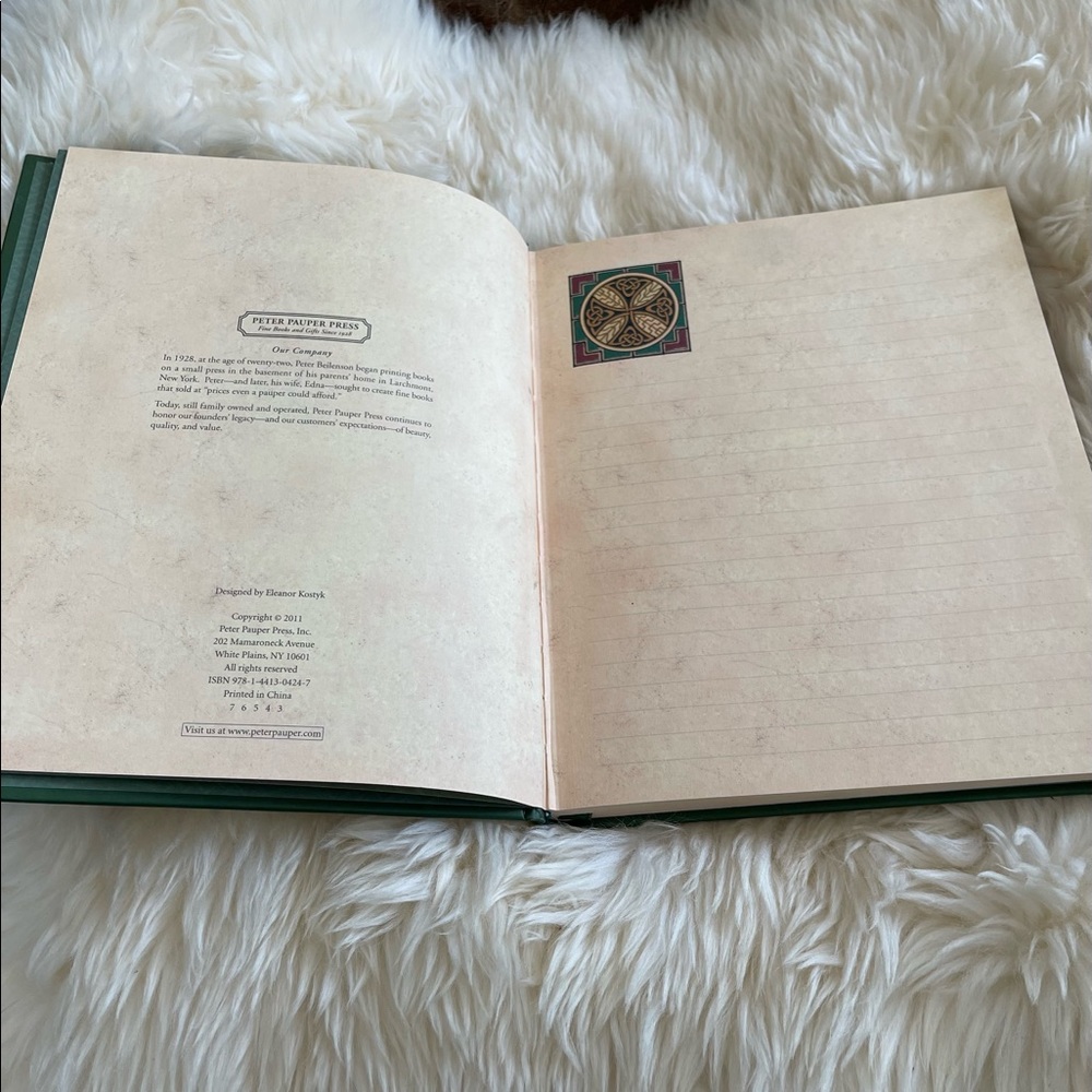 Journal with Lined Pages - Picture 5 of 7